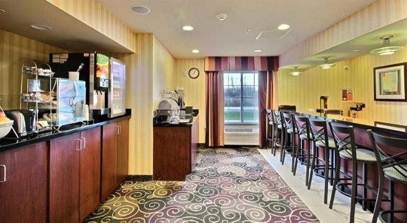 Americinn By Wyndham ออชคอช ภายนอก รูปภาพ